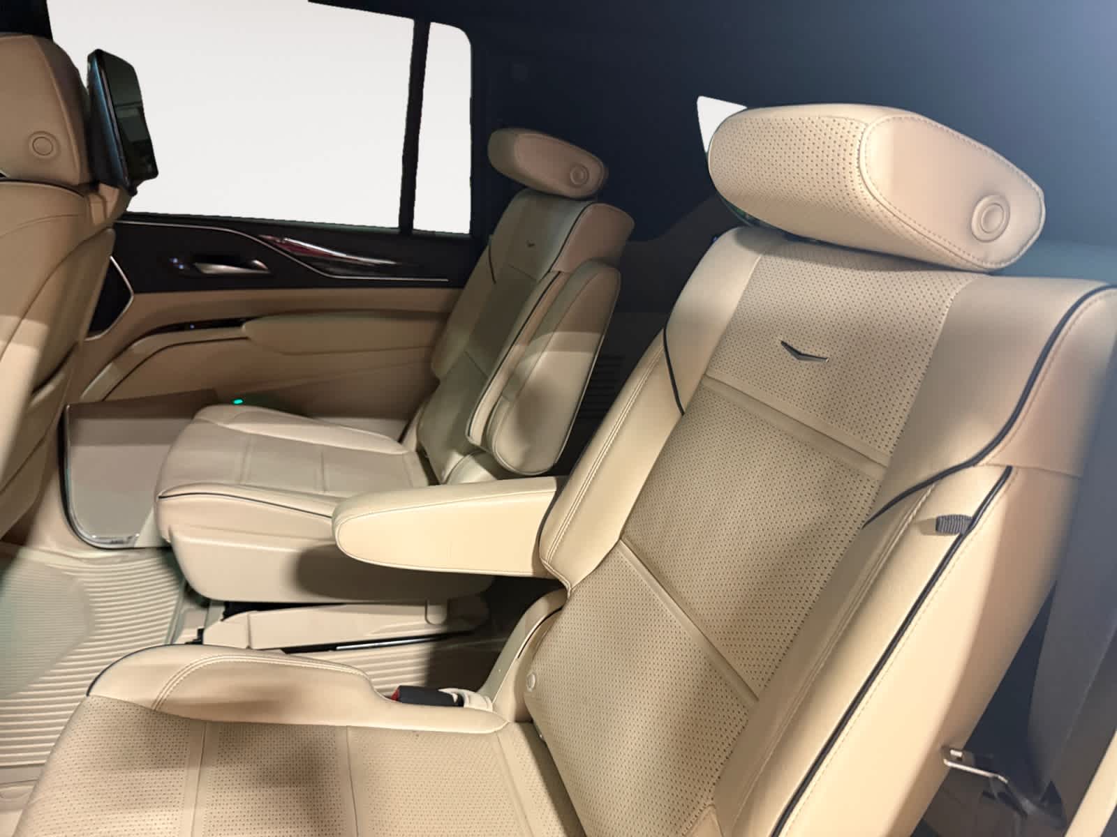 Used 2021 Cadillac Escalade ESV SUV