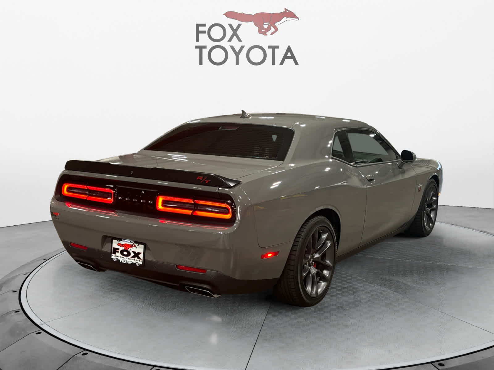 2023 Dodge Challenger R/T 6