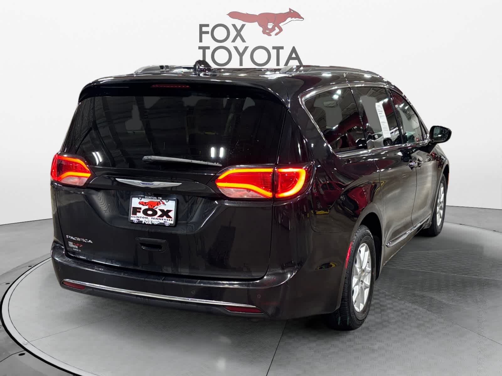 2020 Chrysler Pacifica Touring L 6