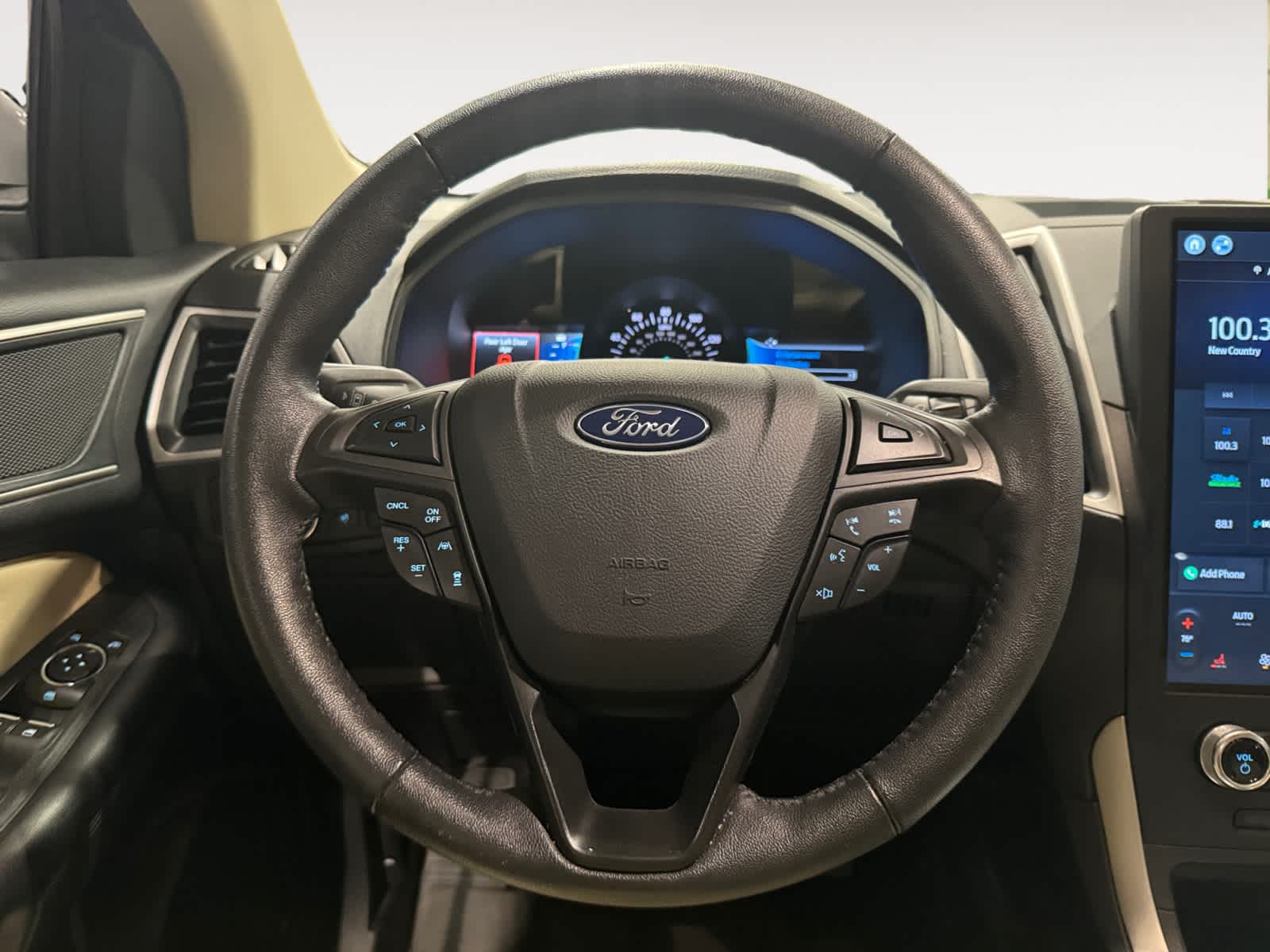 2022 Ford Edge SEL 13