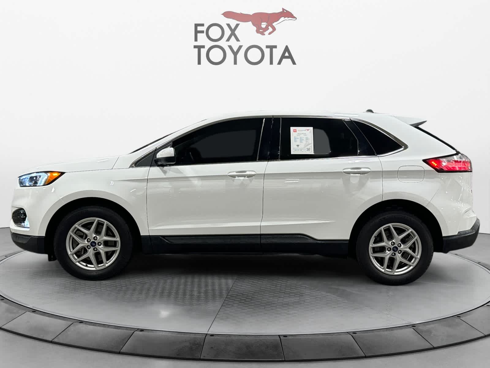 2022 Ford Edge SEL 2