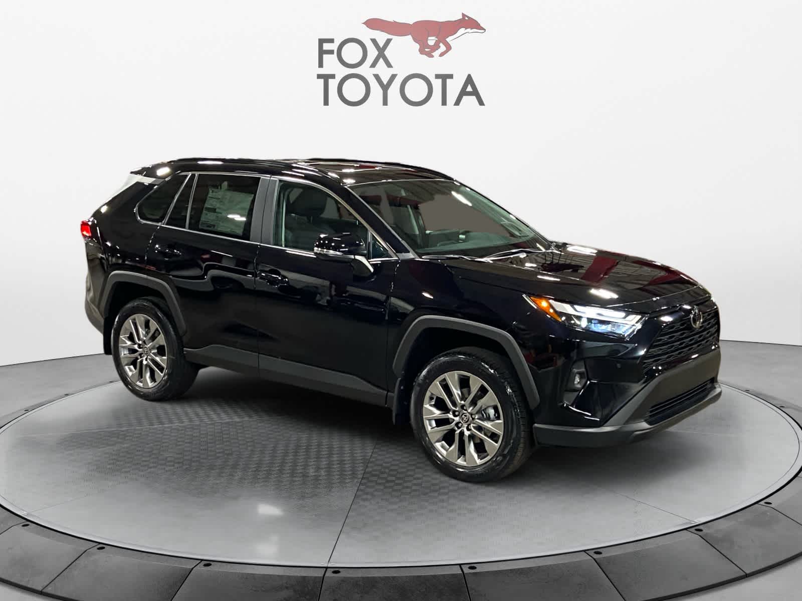 2025 Toyota RAV4 XLE Premium 7