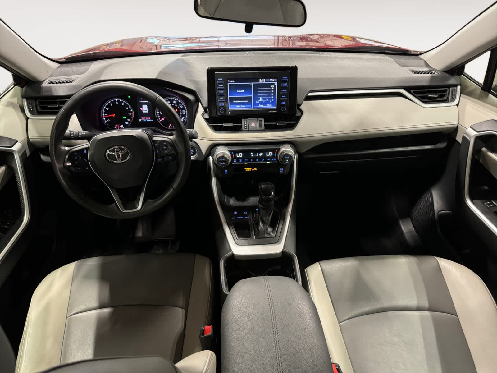 2020 Toyota RAV4 XLE Premium 11