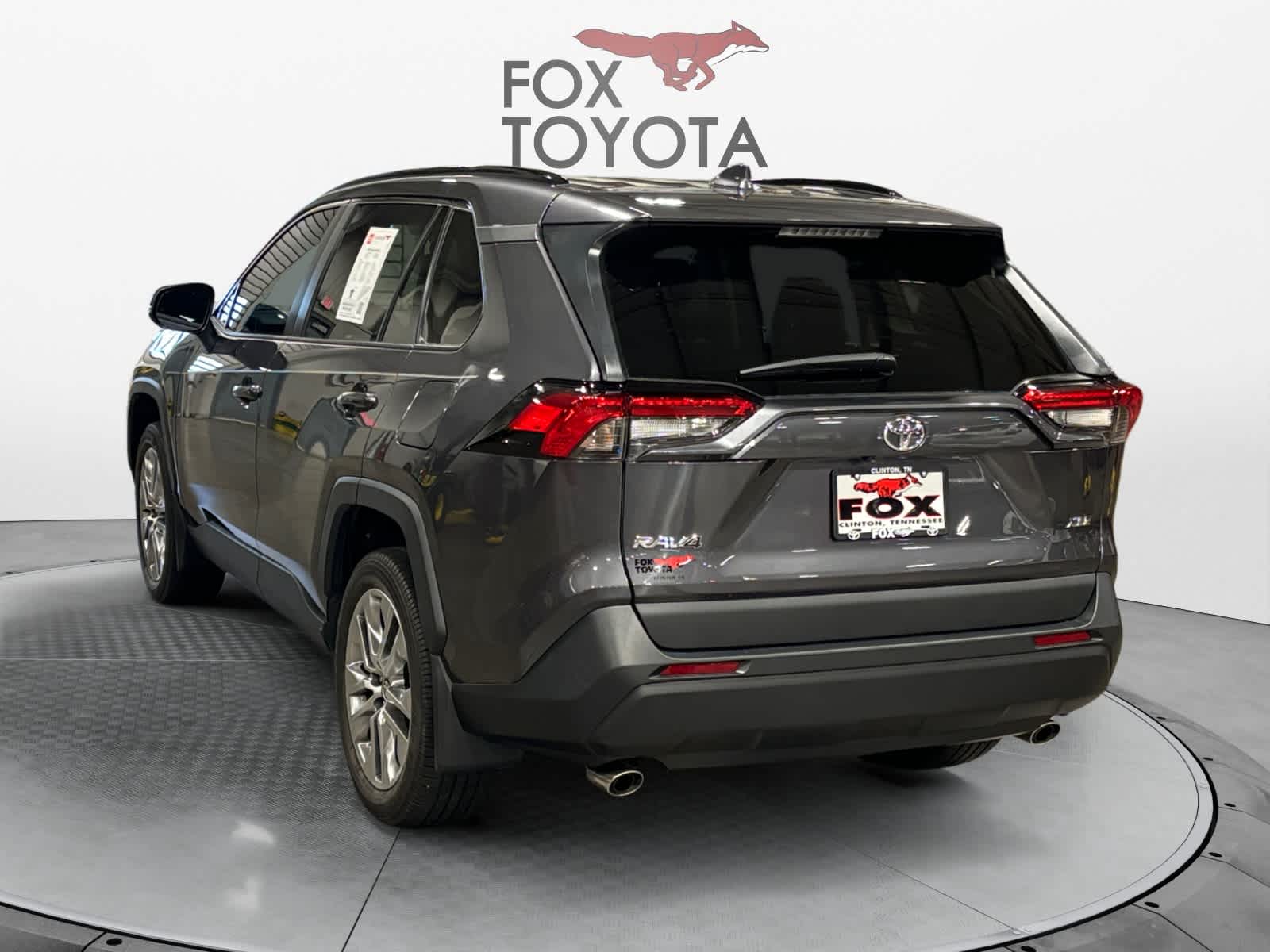 2023 Toyota RAV4 XLE Premium 3