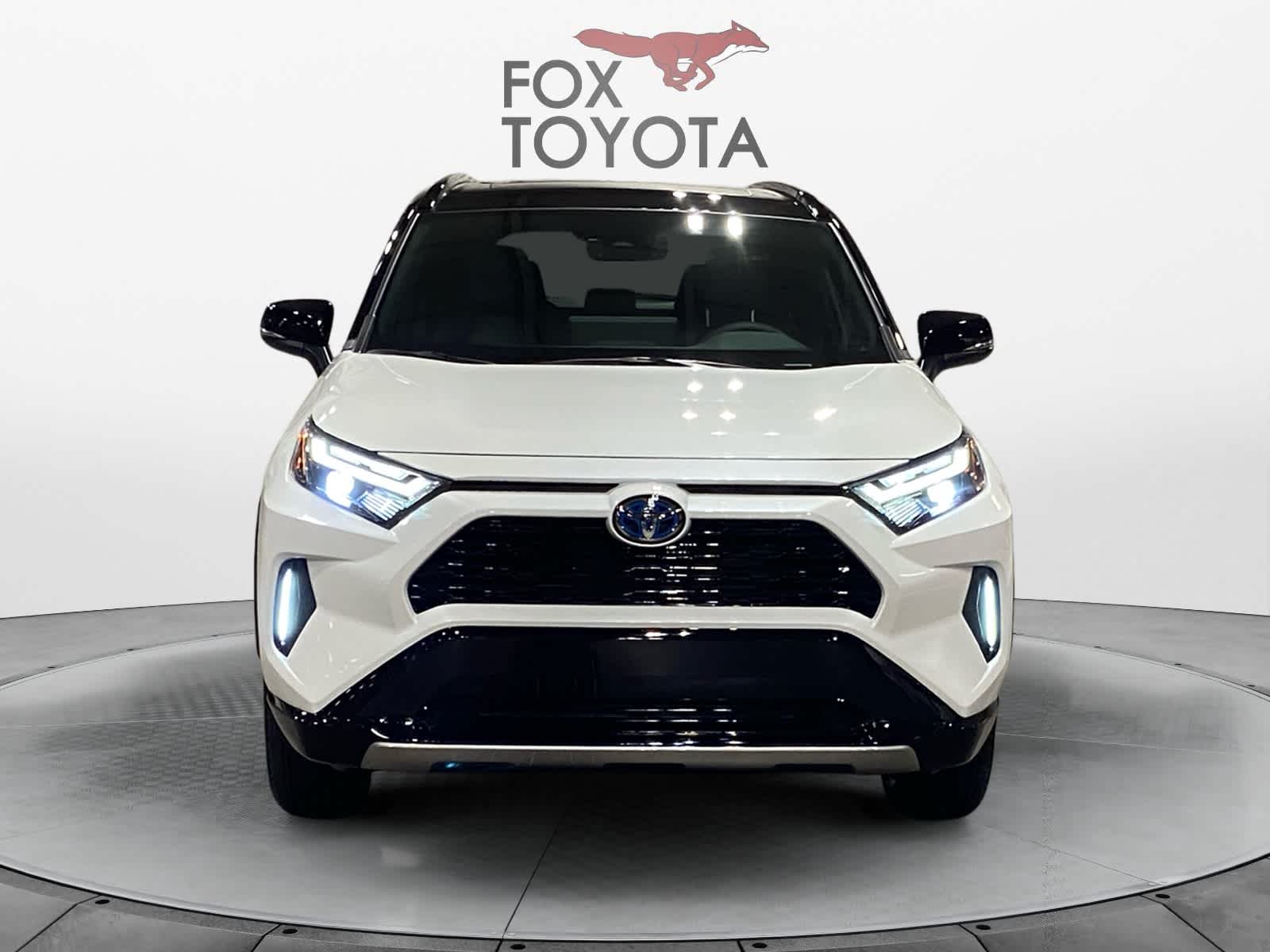 2024 Toyota RAV4 Hybrid XSE 8