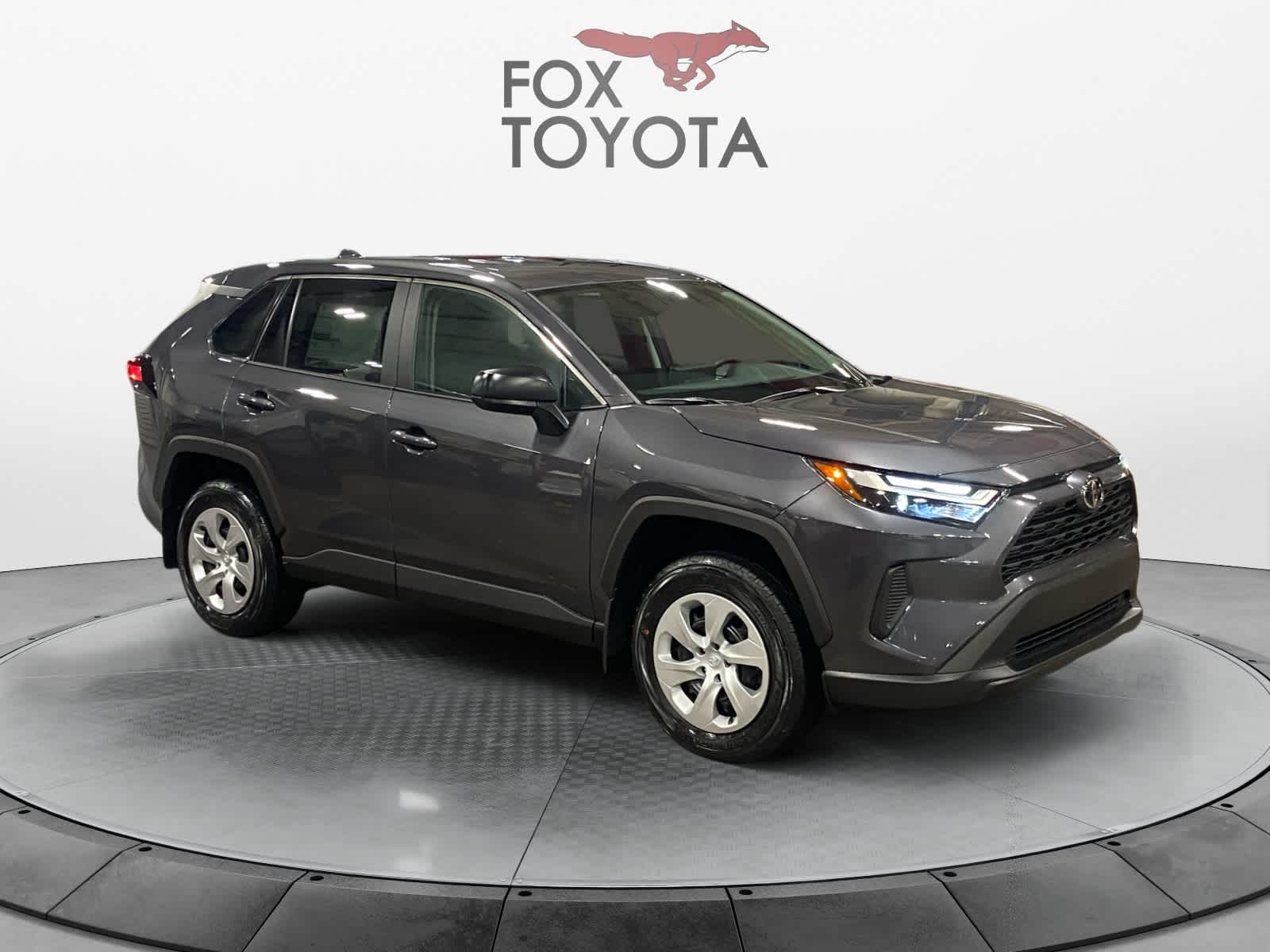 2025 Toyota RAV4 LE 7