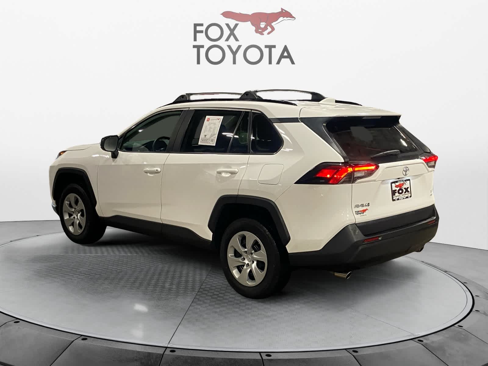 2021 Toyota RAV4 LE 4