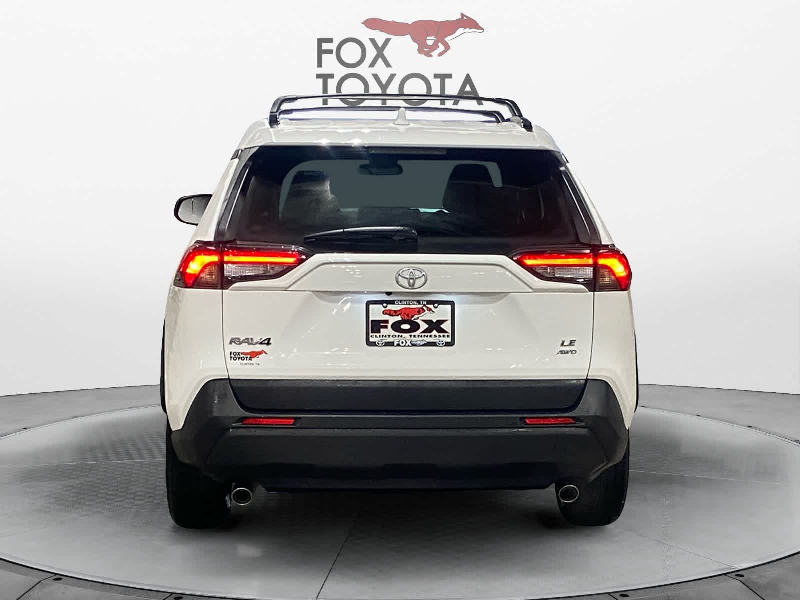 2021 Toyota RAV4 LE 5