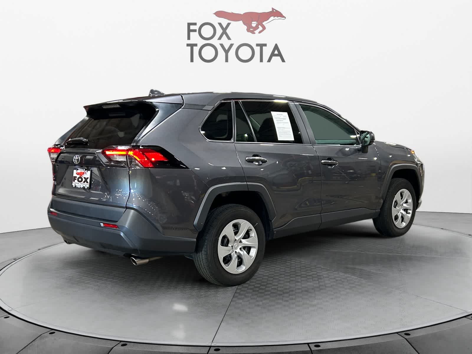 2023 Toyota RAV4 LE 6