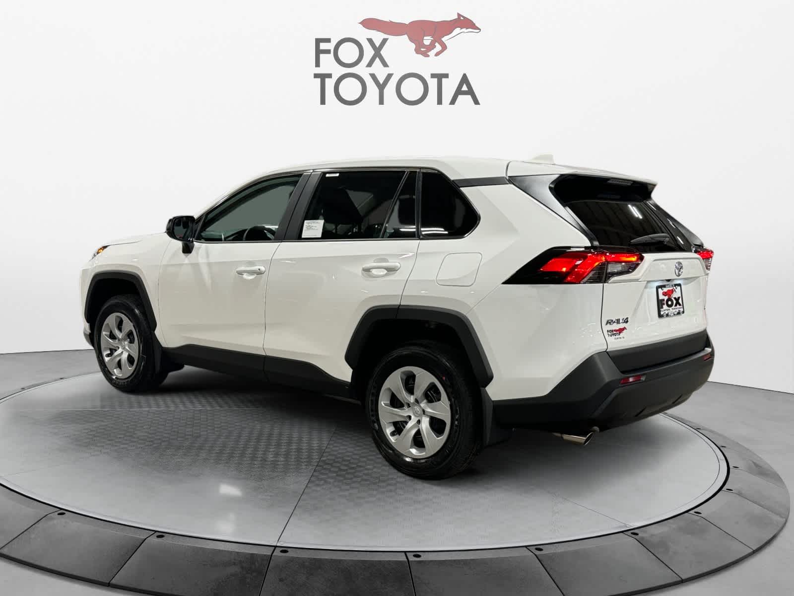 2024 Toyota RAV4 LE 3