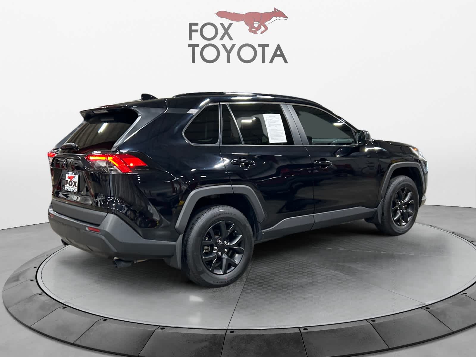 2021 Toyota RAV4 LE 5