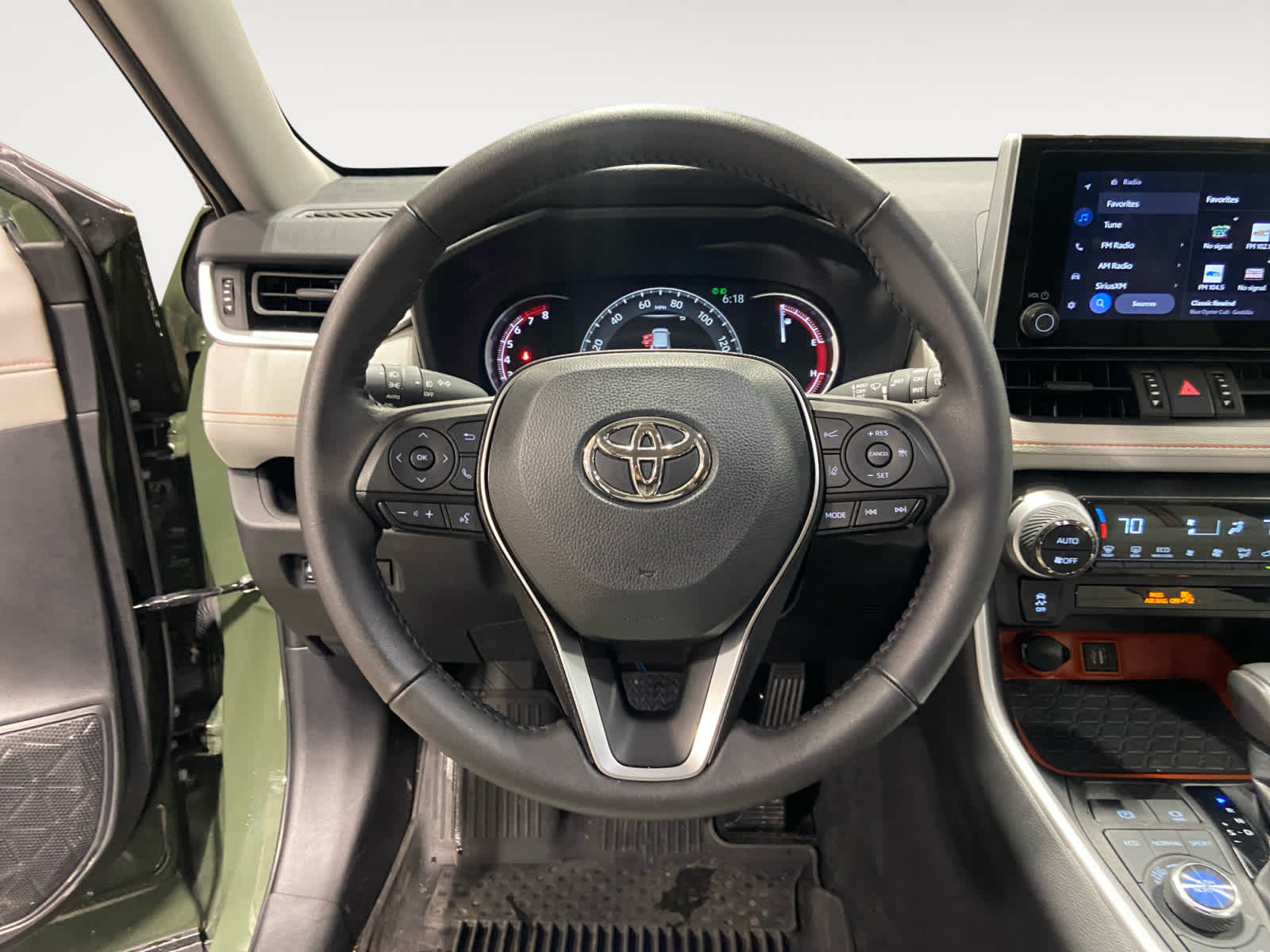 2024 Toyota RAV4 Adventure 14