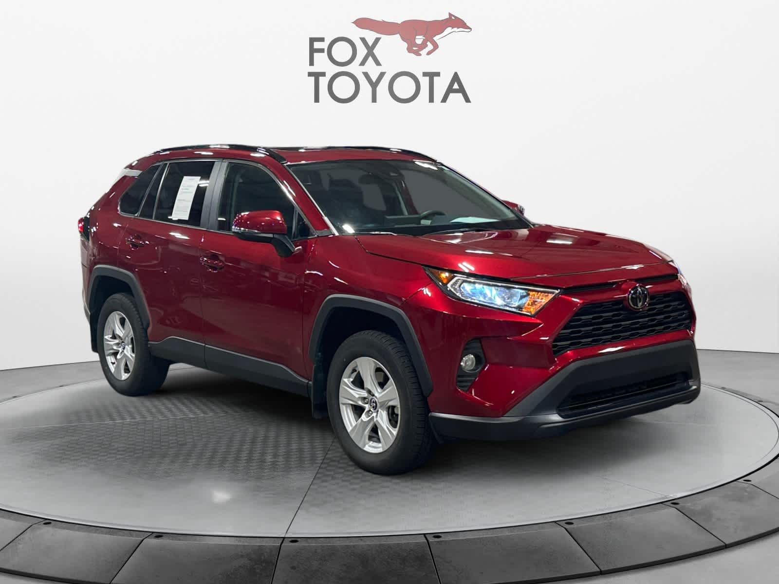 2020 Toyota RAV4 XLE 8