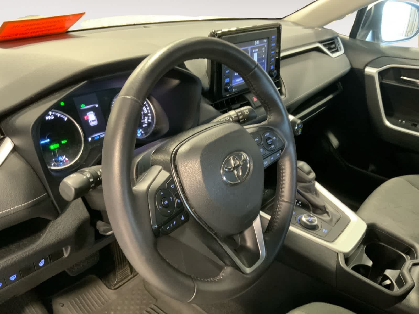 2021 Toyota RAV4 Hybrid XLE 13