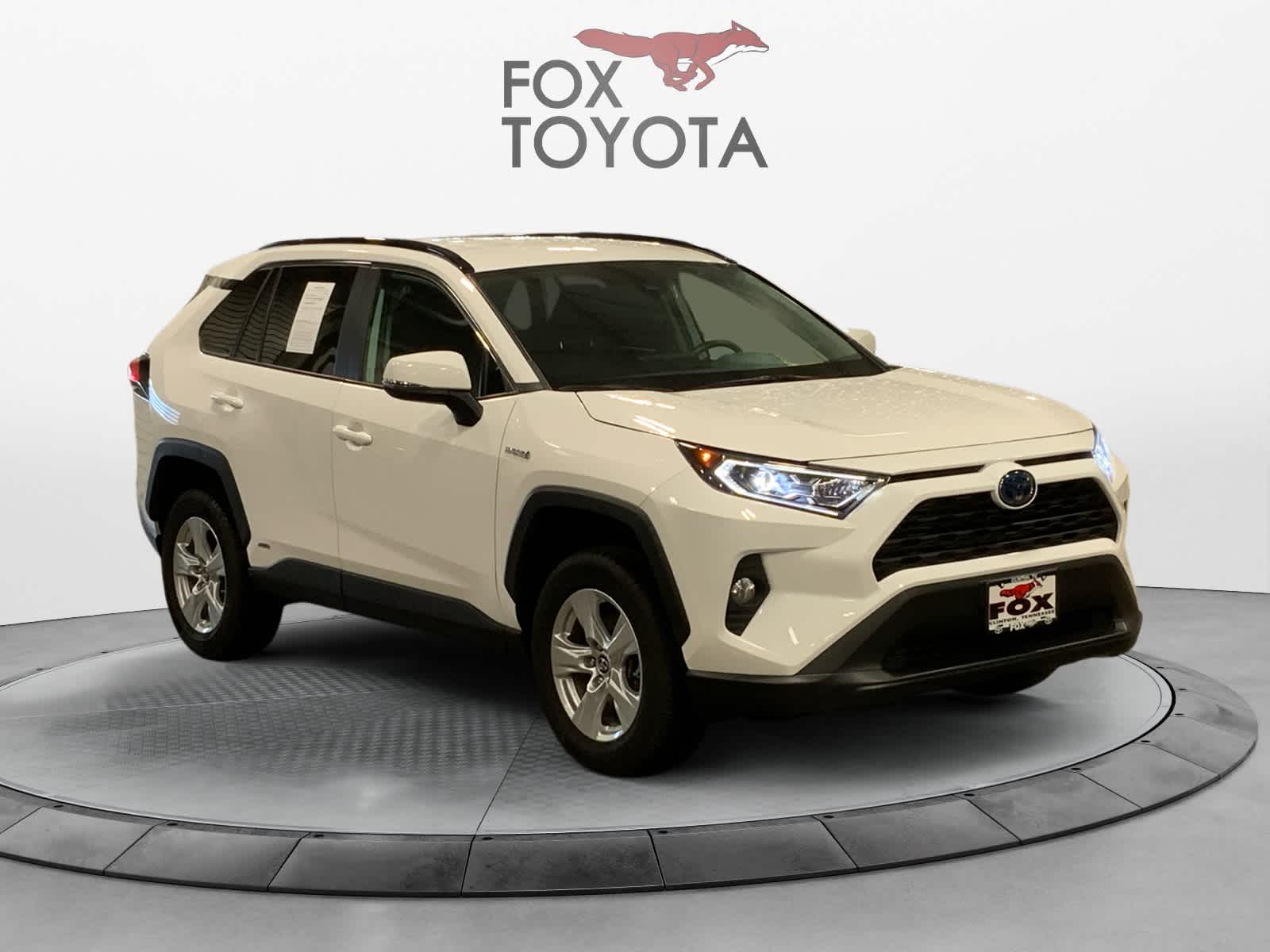 2021 Toyota RAV4 Hybrid XLE 8