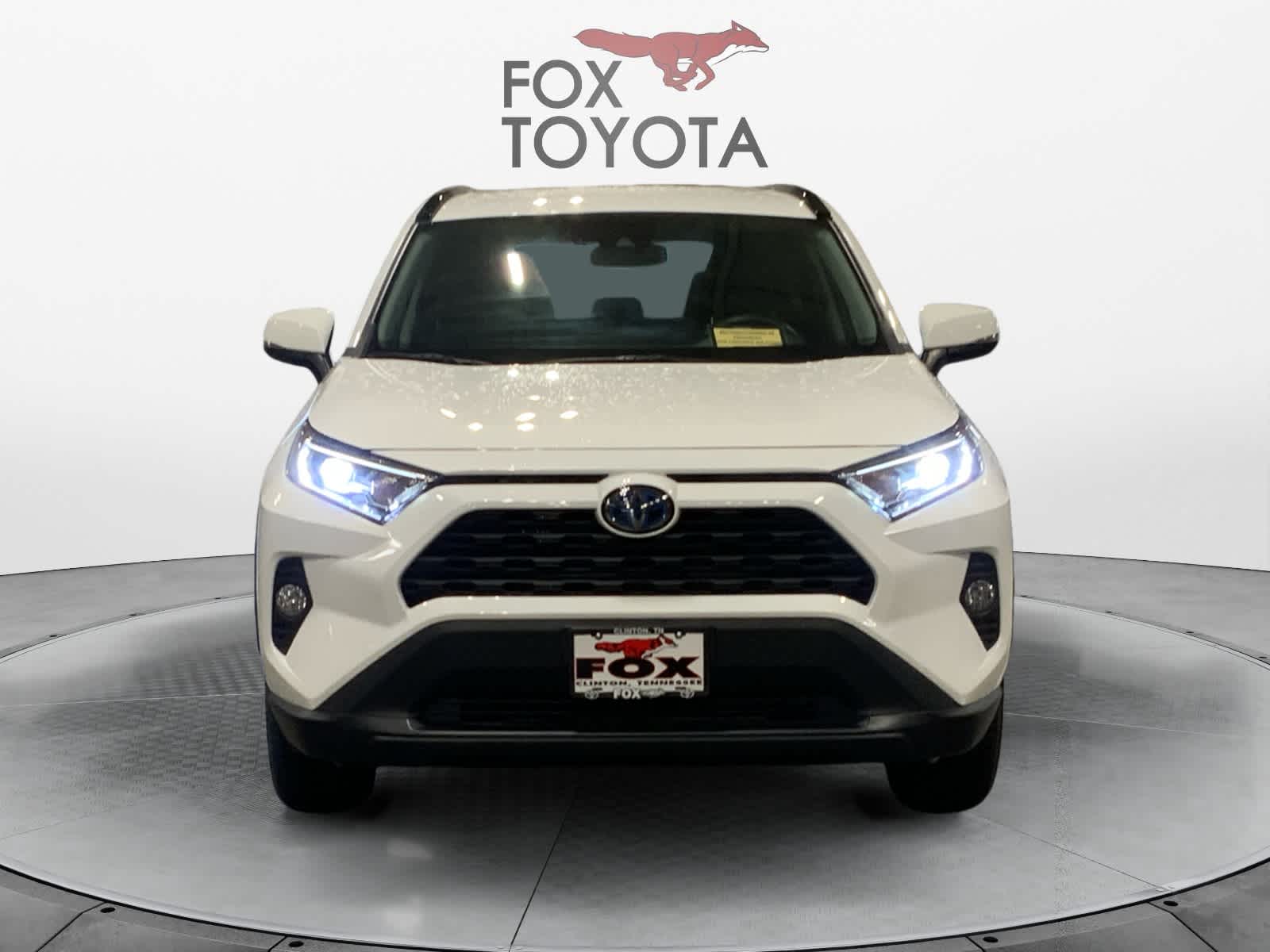 2021 Toyota RAV4 Hybrid XLE 9