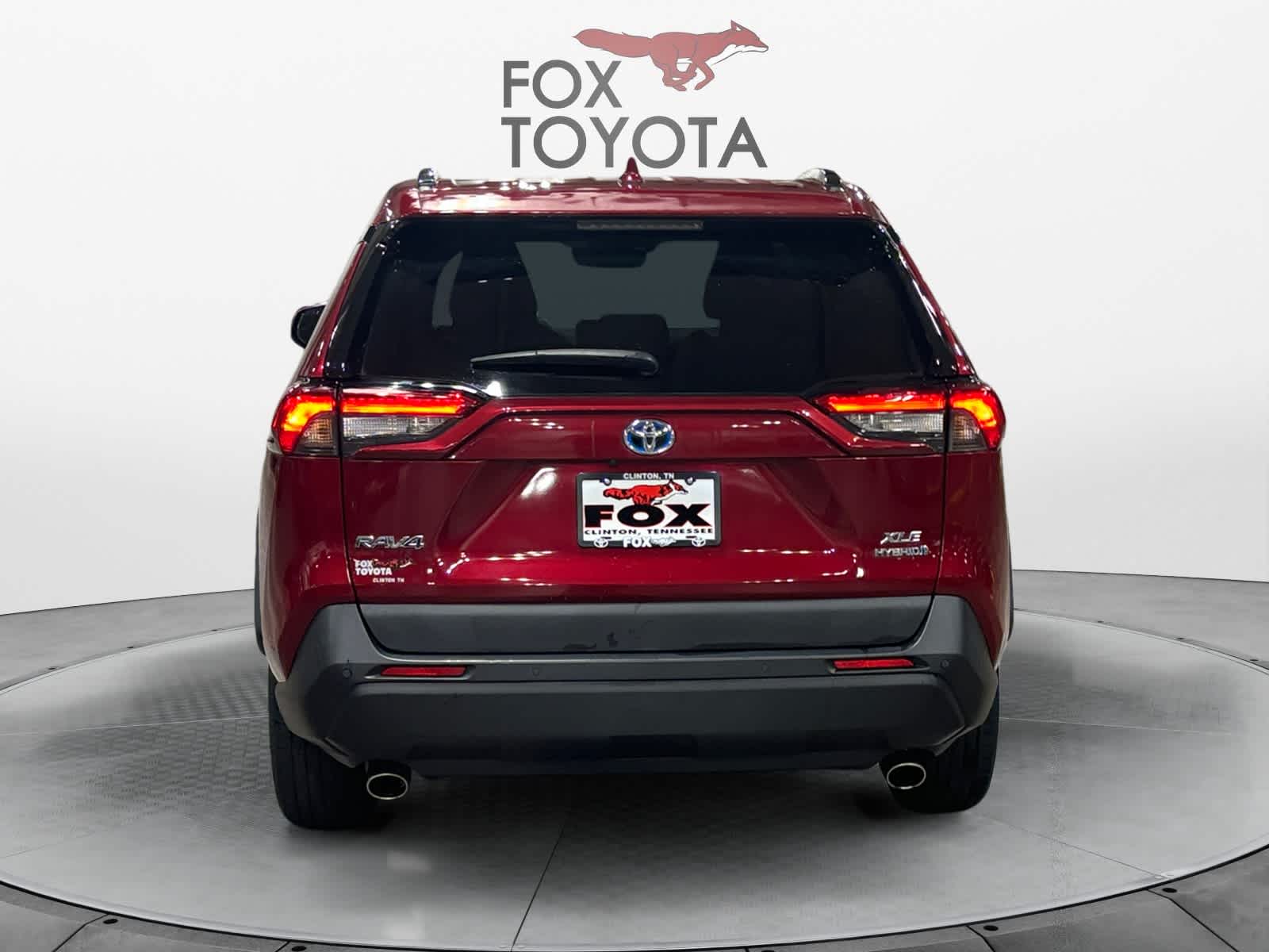 2019 Toyota RAV4 Hybrid XLE 5