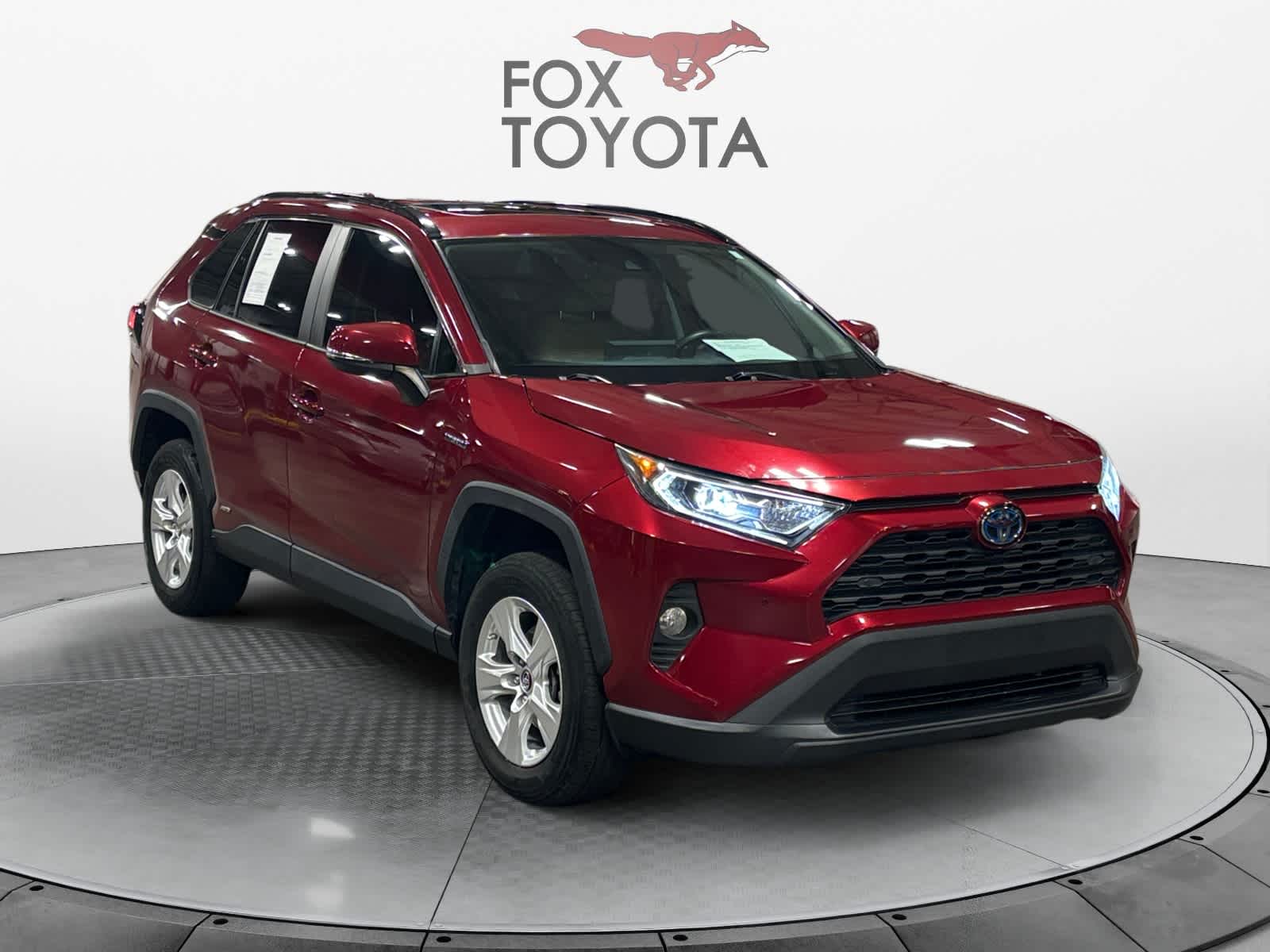 2019 Toyota RAV4 Hybrid XLE 8