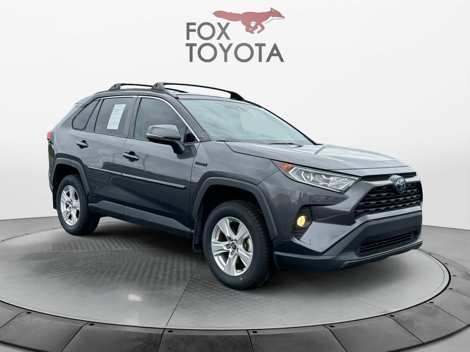 2020 Toyota RAV4 Hybrid XLE 8