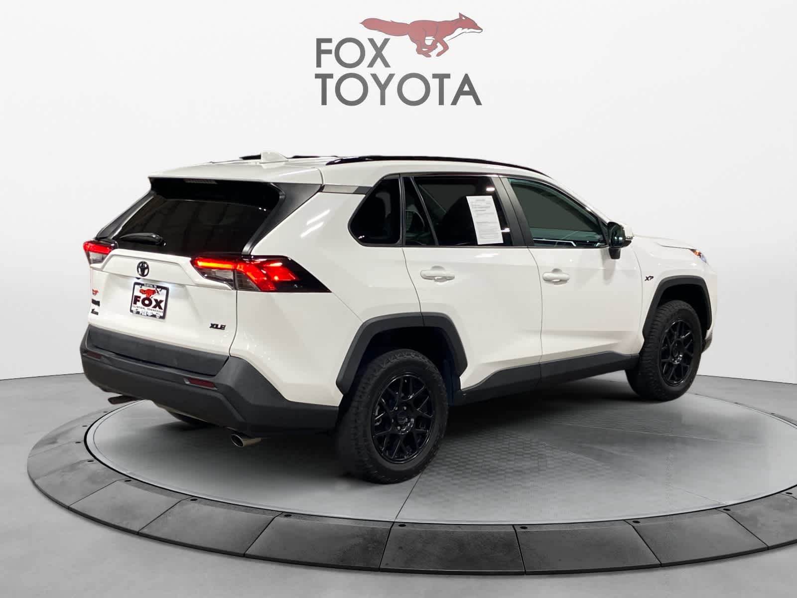 2021 Toyota RAV4 XLE 6