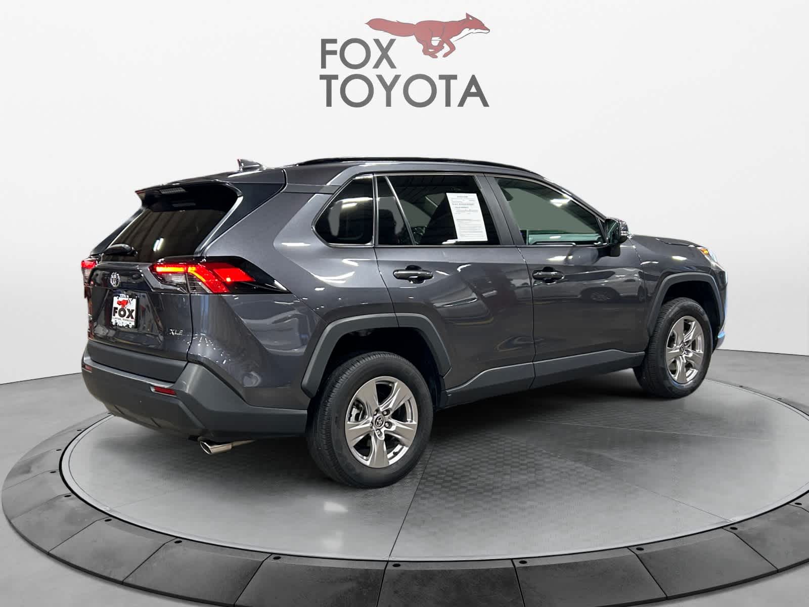 2023 Toyota RAV4 XLE 6