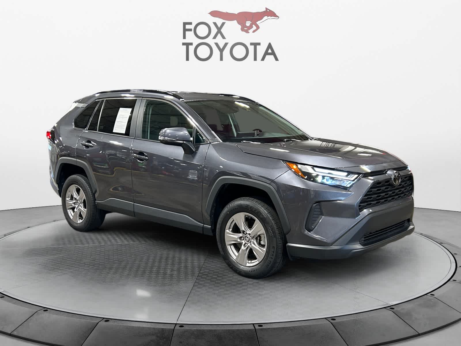 2023 Toyota RAV4 XLE 8