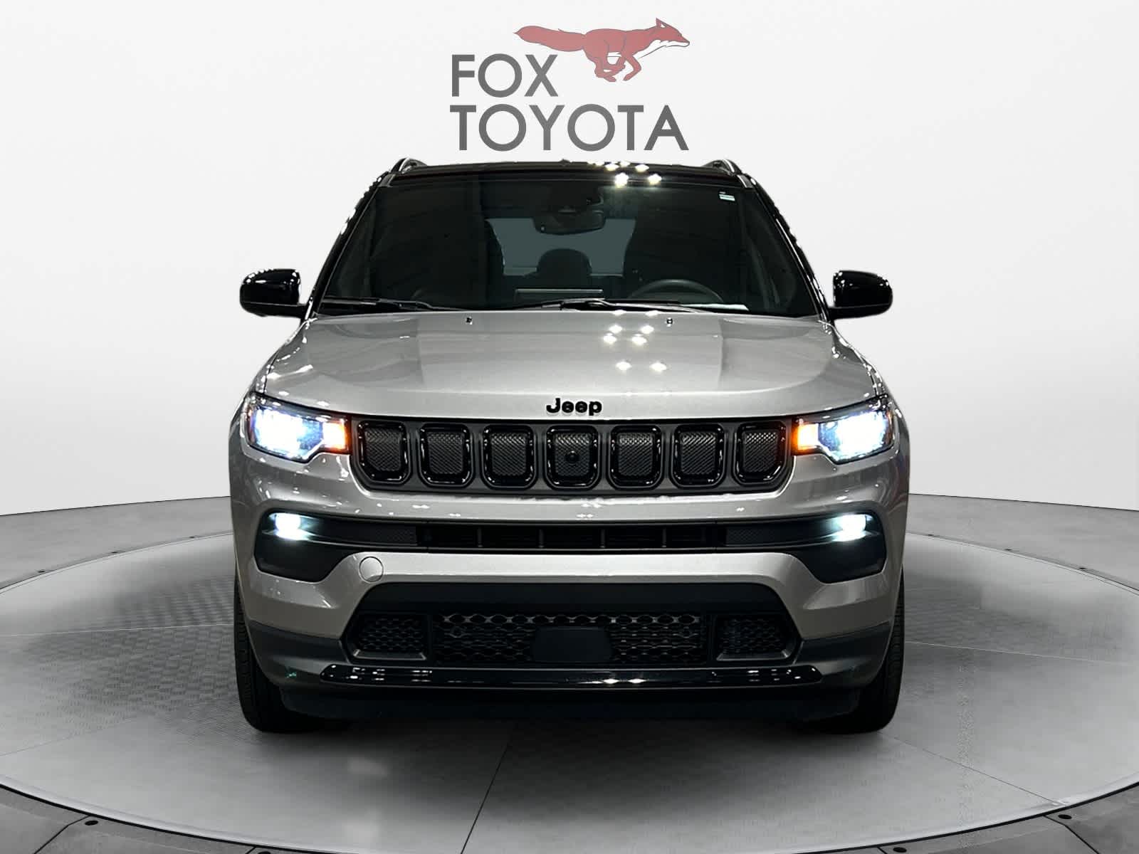 2022 Jeep Compass Altitude 9