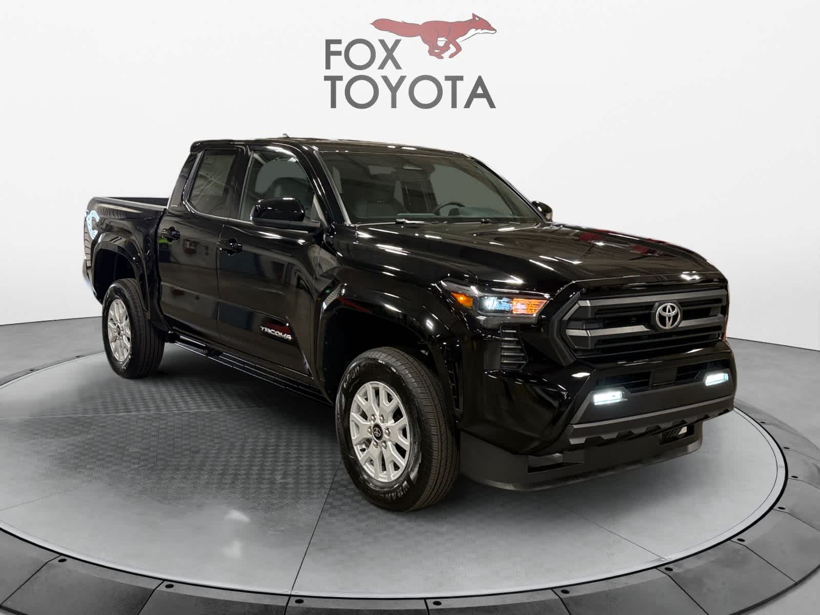 View vehicle photo 7