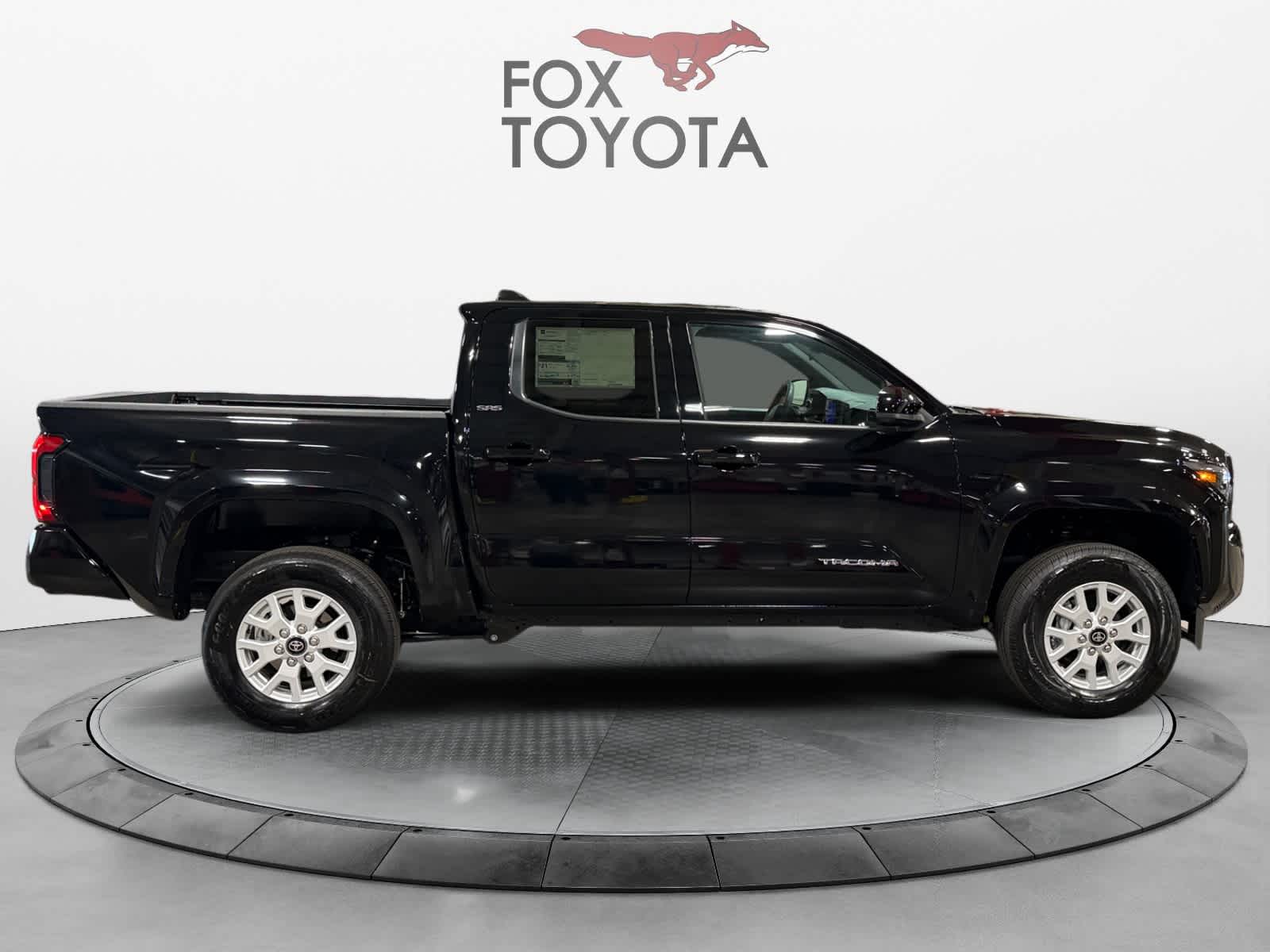 View vehicle photo 6