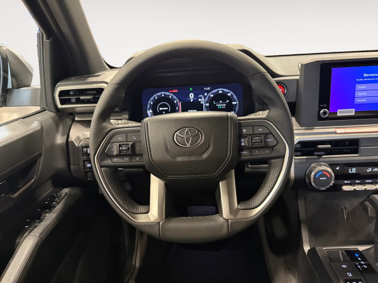 2025 Toyota Tacoma TRD Off Road - Photo 12