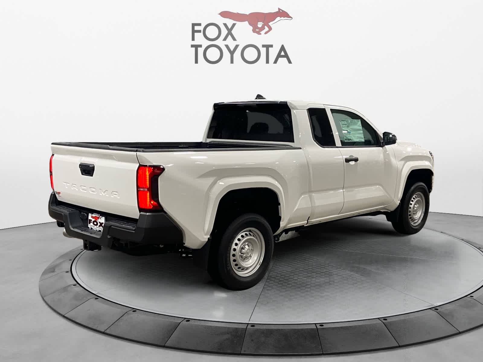 2024 Toyota Tacoma SR XtraCab 6 Bed AT 5