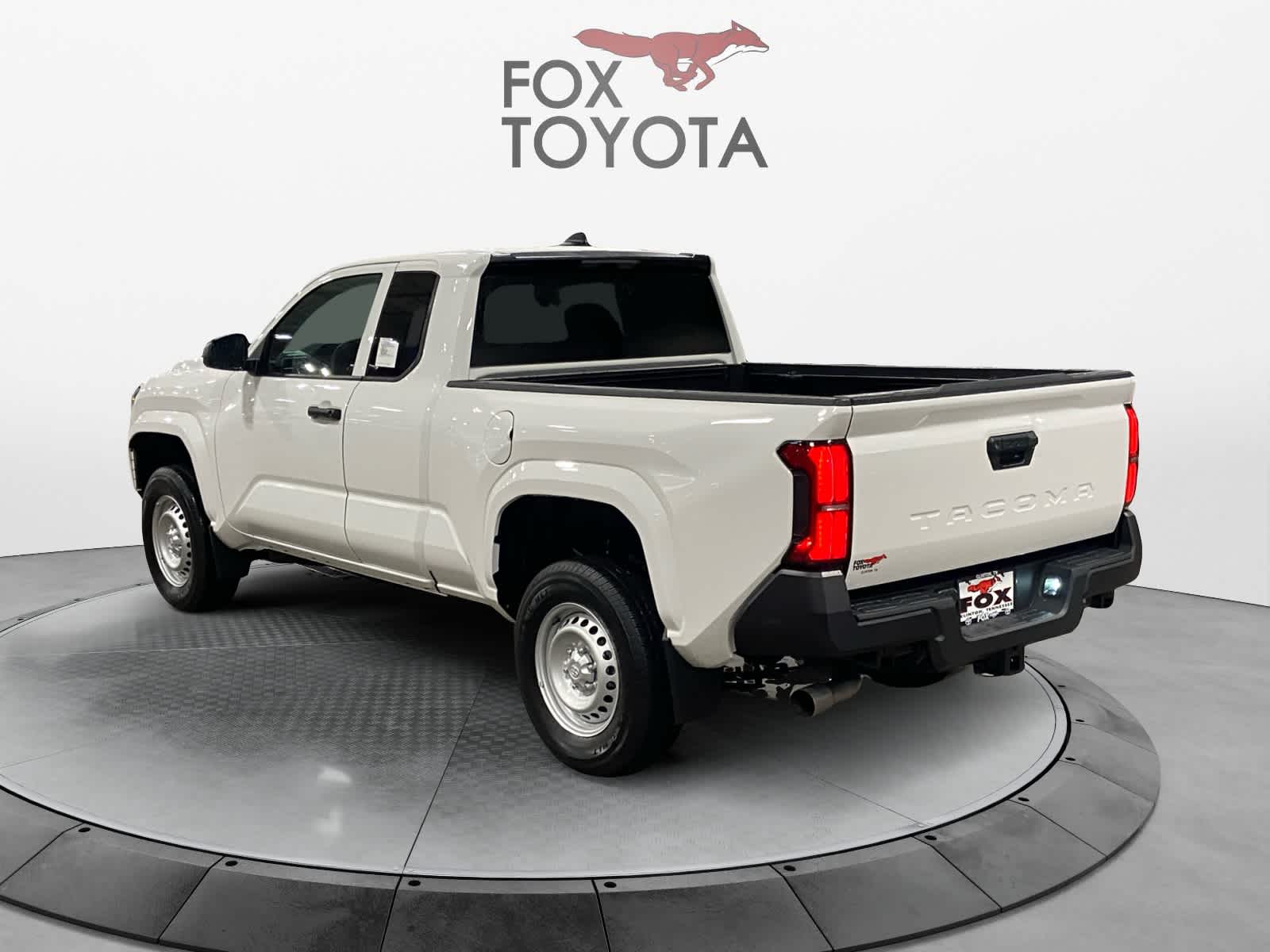 2024 Toyota Tacoma SR XtraCab 6 Bed AT 3