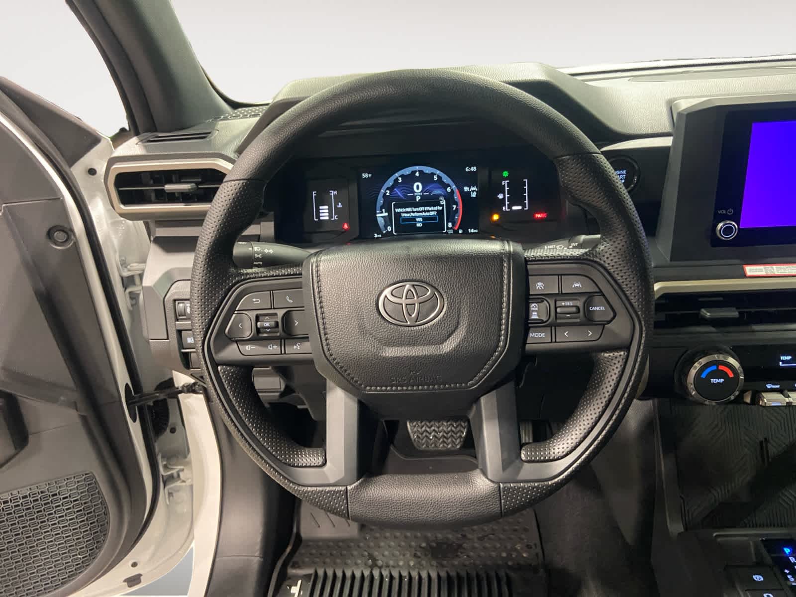 2024 Toyota Tacoma SR XtraCab 6 Bed AT 12