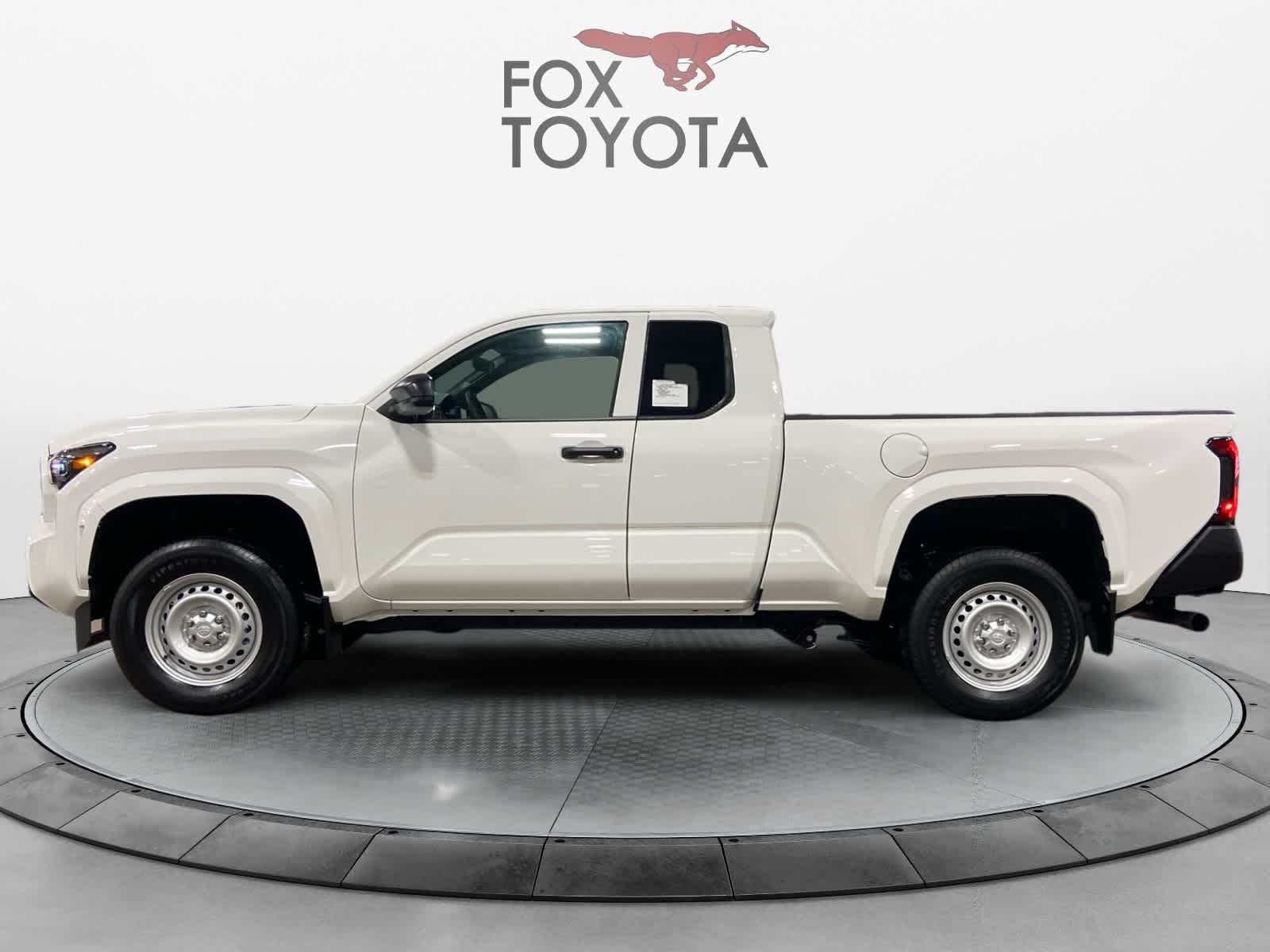 2024 Toyota Tacoma SR XtraCab 6 Bed AT 2