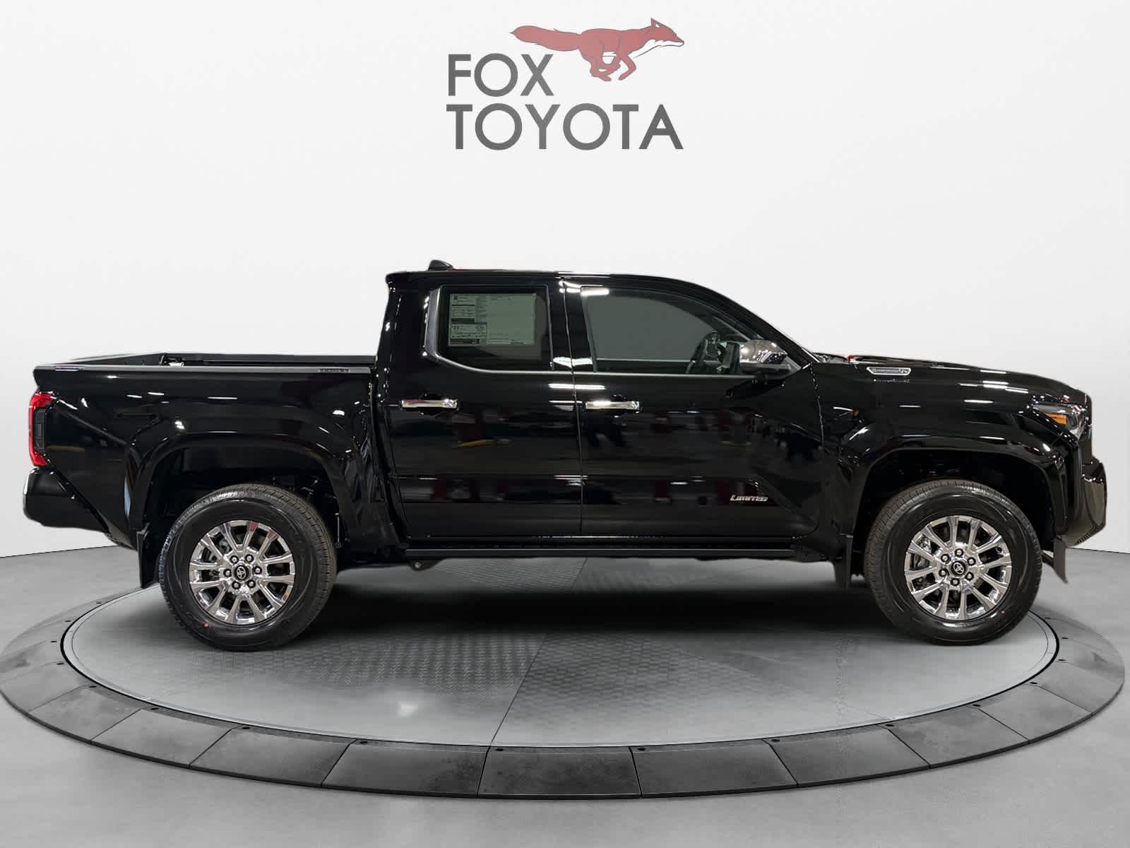 View vehicle photo 6