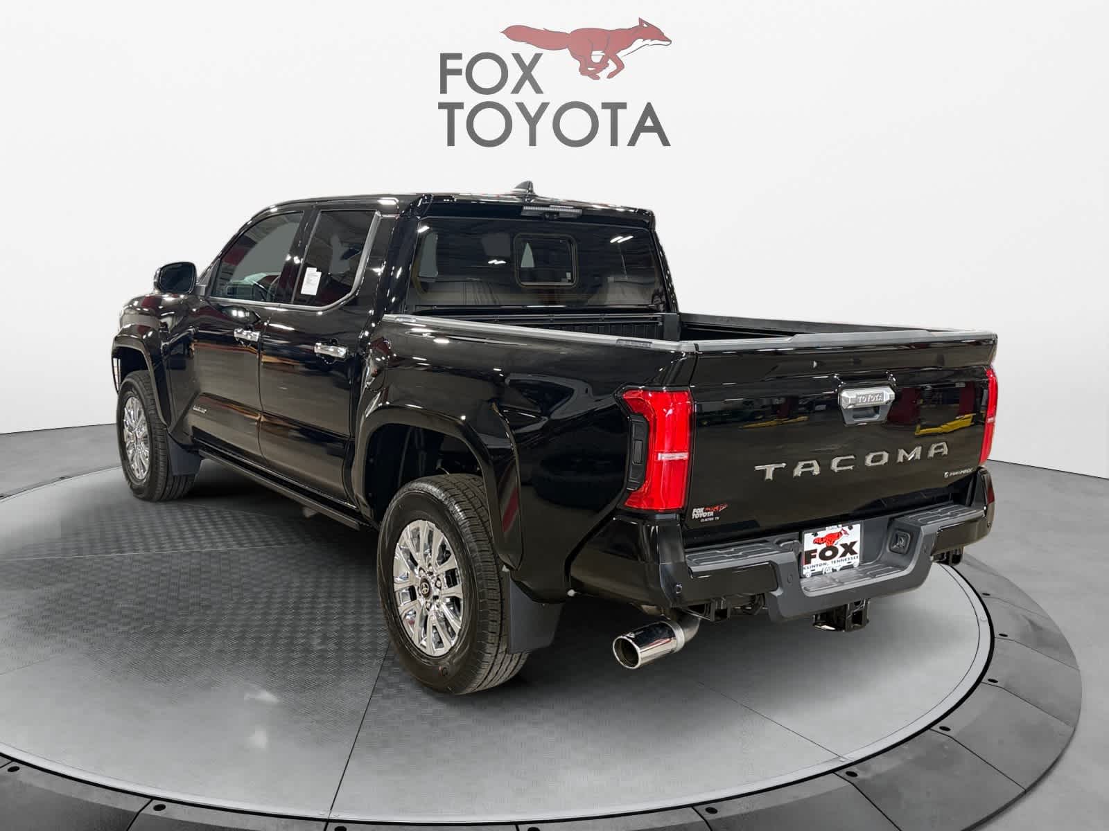 View vehicle photo 3