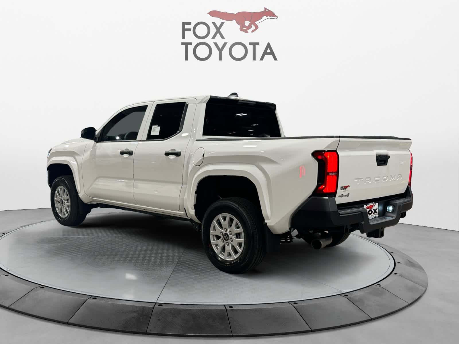 2024 Toyota Tacoma SR Double Cab 5 Bed AT 3