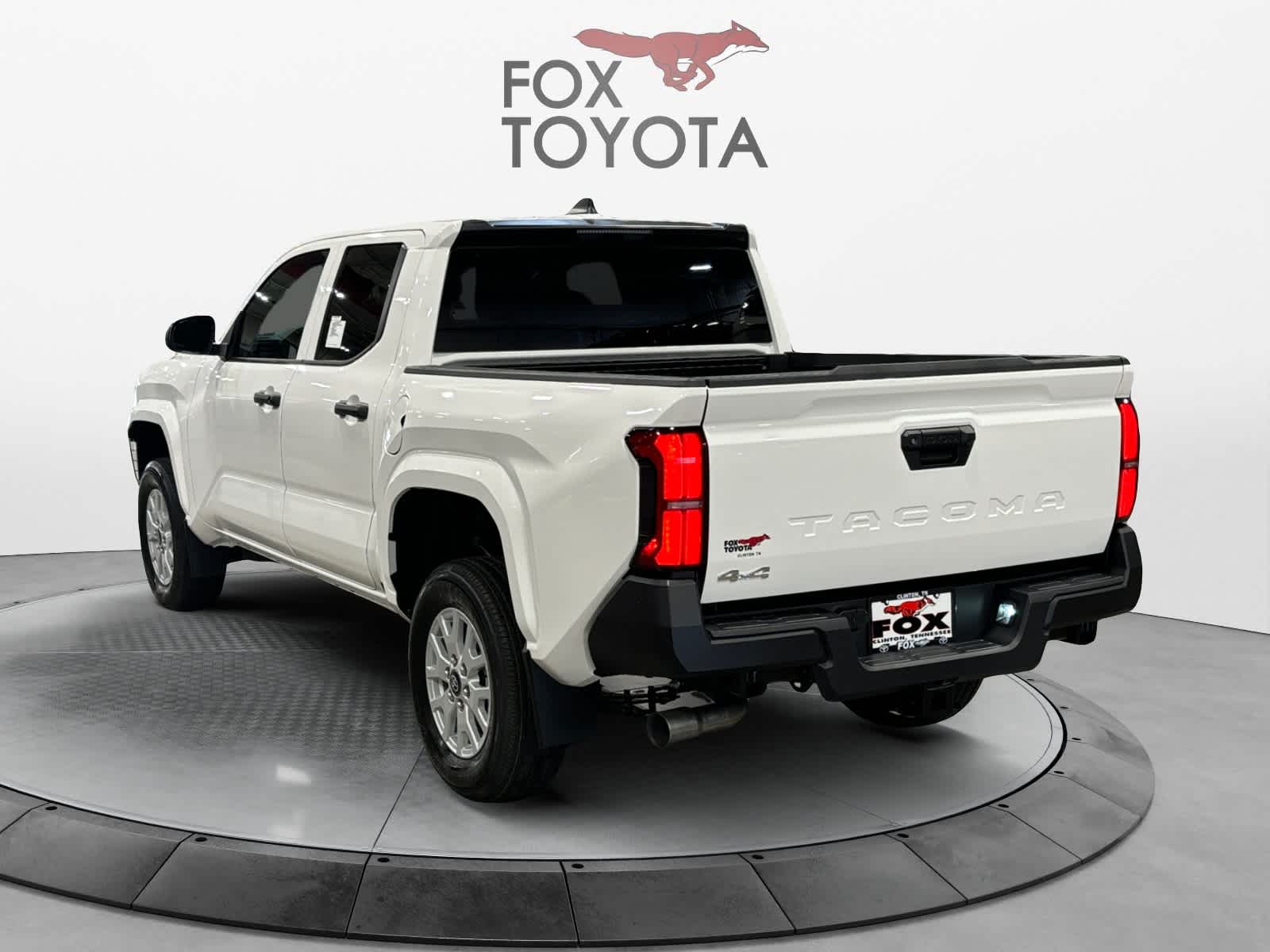 2024 Toyota Tacoma SR Double Cab 5 Bed AT 2