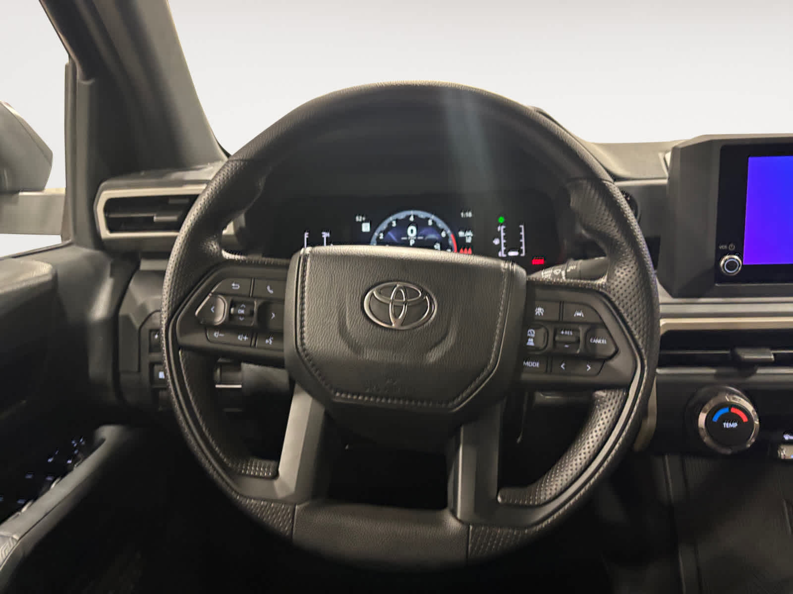 2024 Toyota Tacoma SR Double Cab 5 Bed AT 12