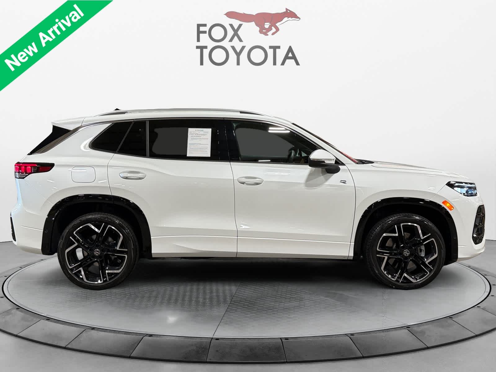 Used 2025 Volkswagen Tiguan SUV