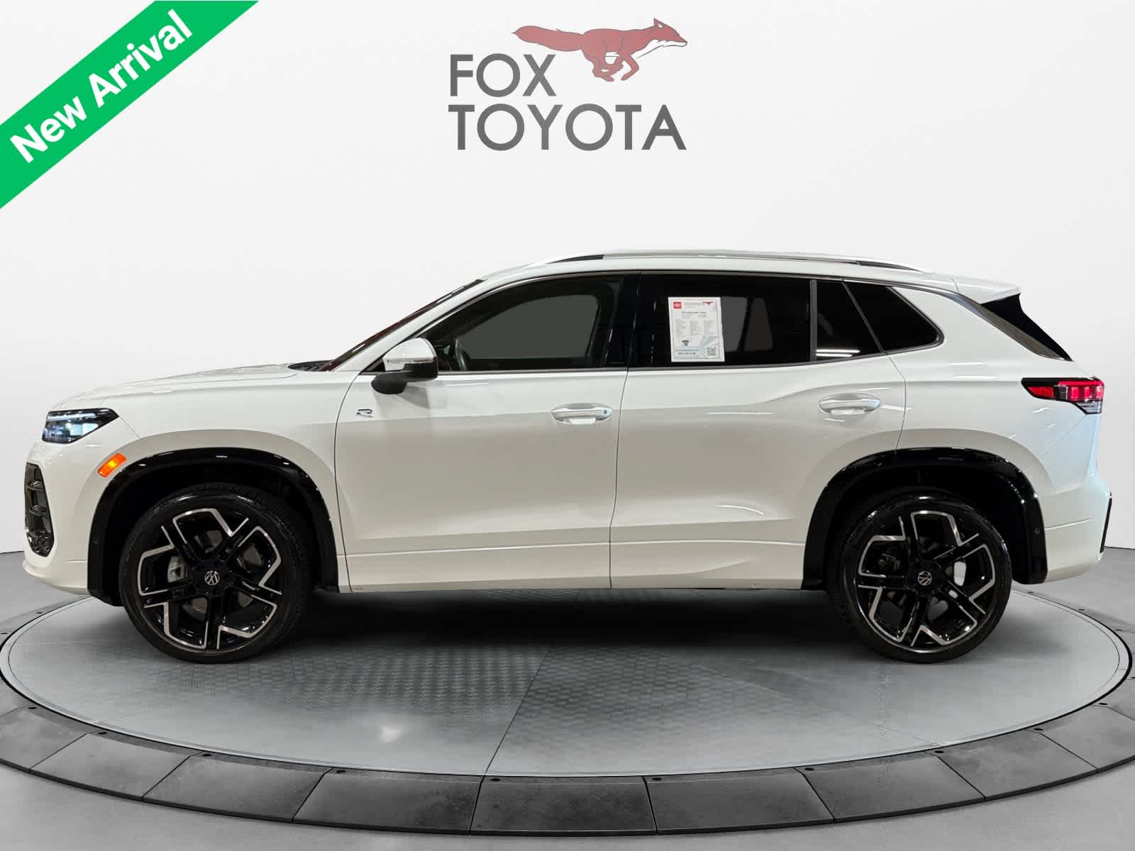 Used 2025 Volkswagen Tiguan SUV