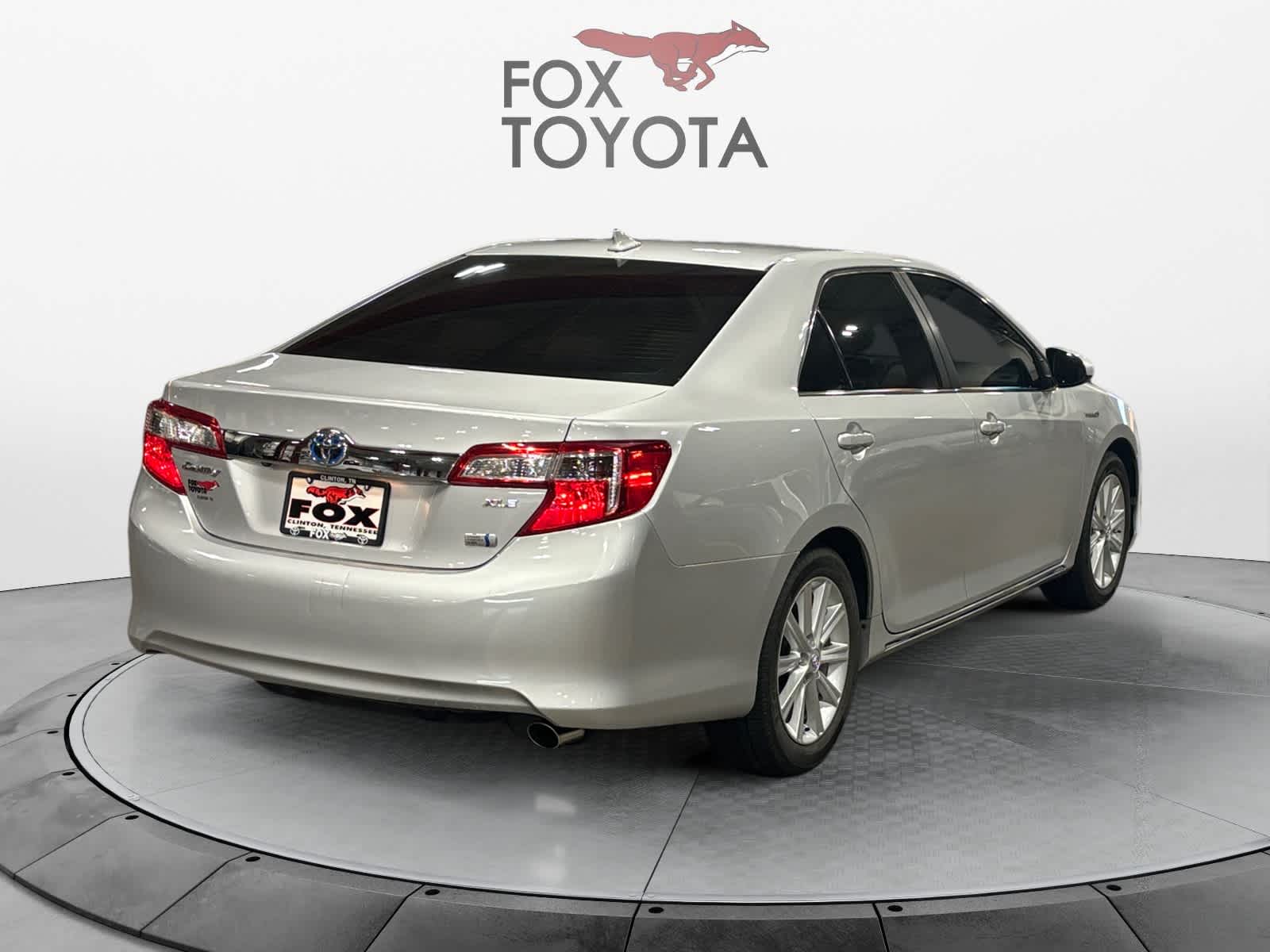 2013 Toyota Camry Hybrid XLE 6
