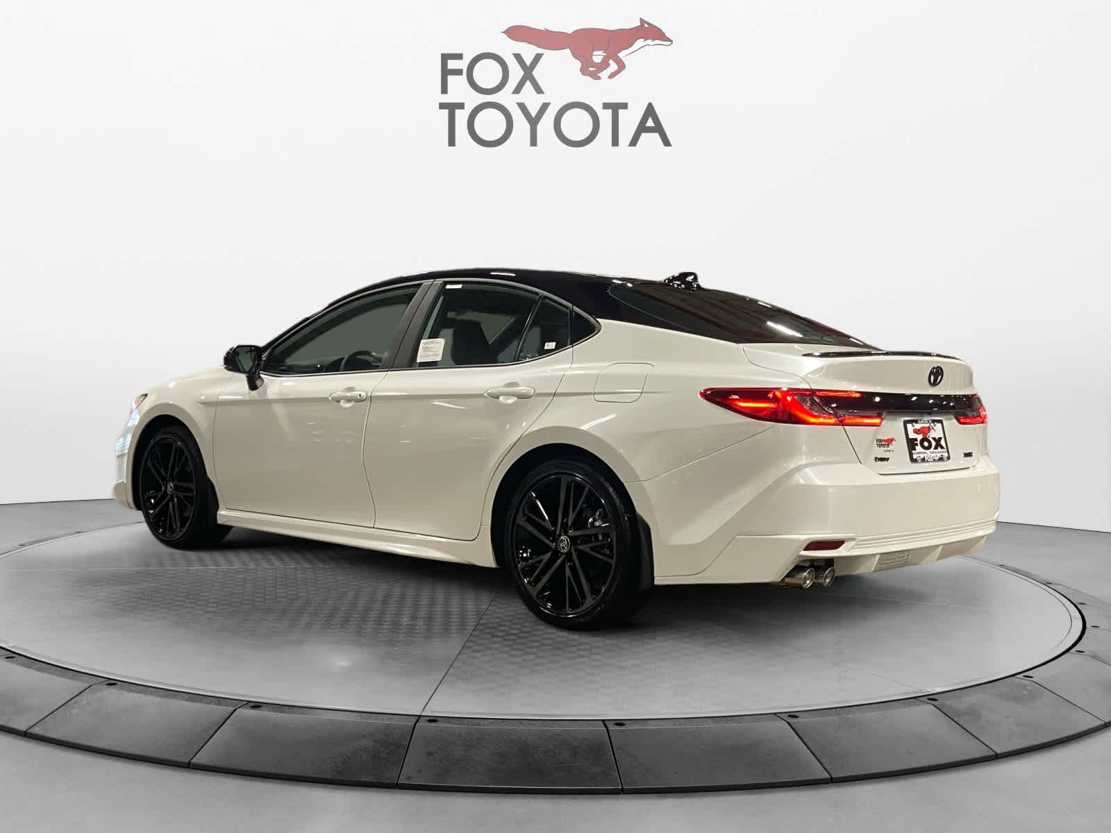 2025 Toyota Camry XSE 3