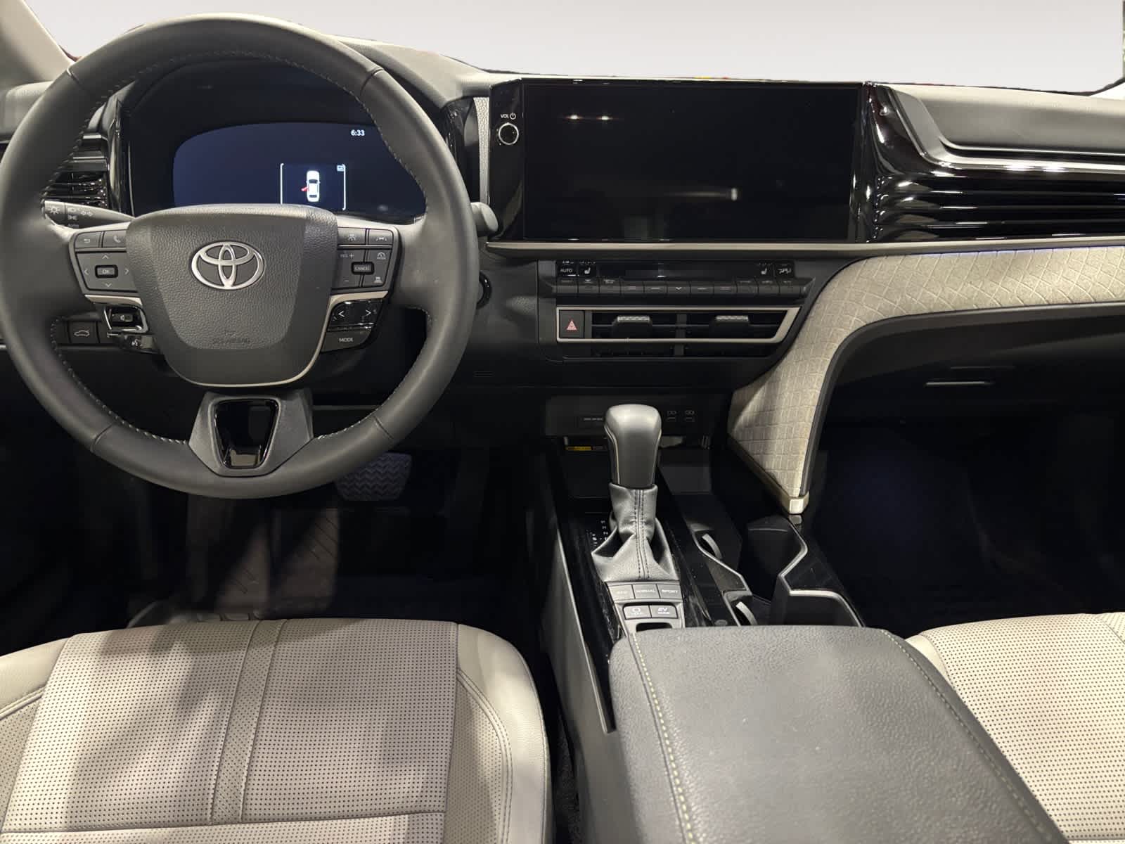 2025 Toyota Camry XLE 11