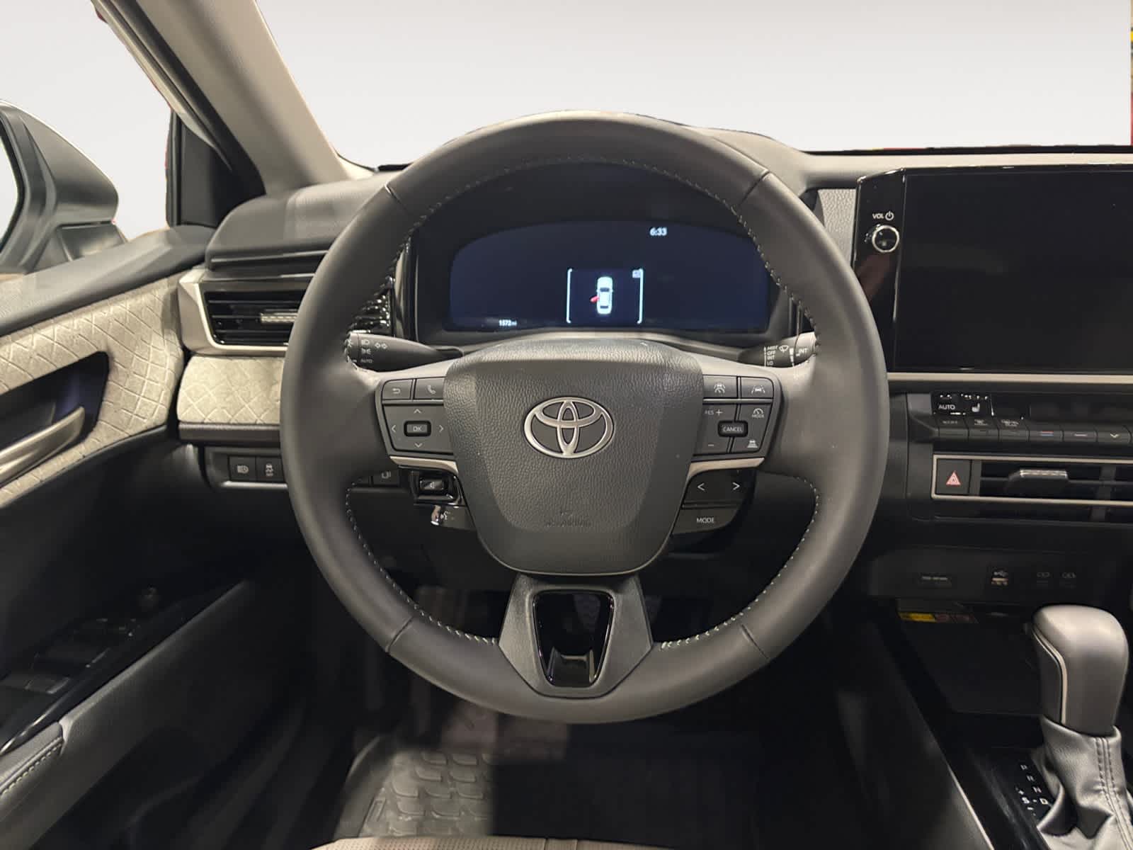 2025 Toyota Camry XLE 13