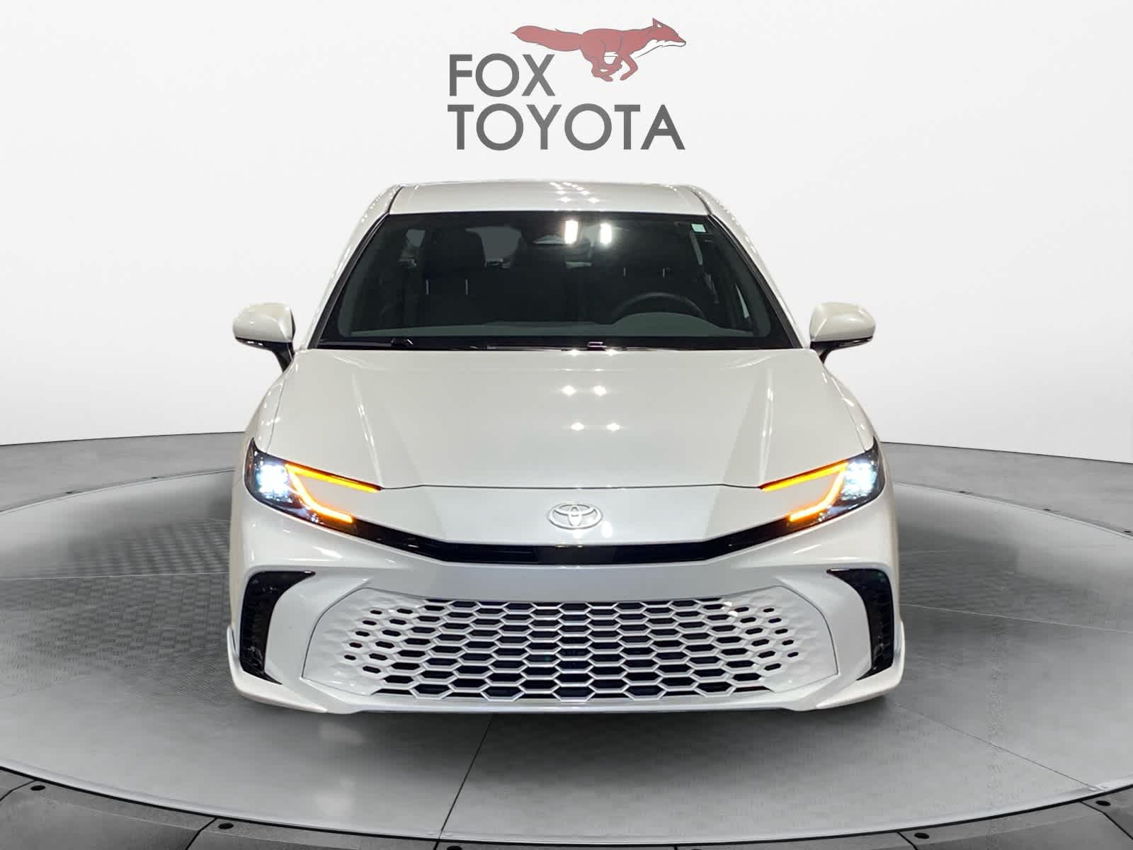 2025 Toyota Camry XSE 9