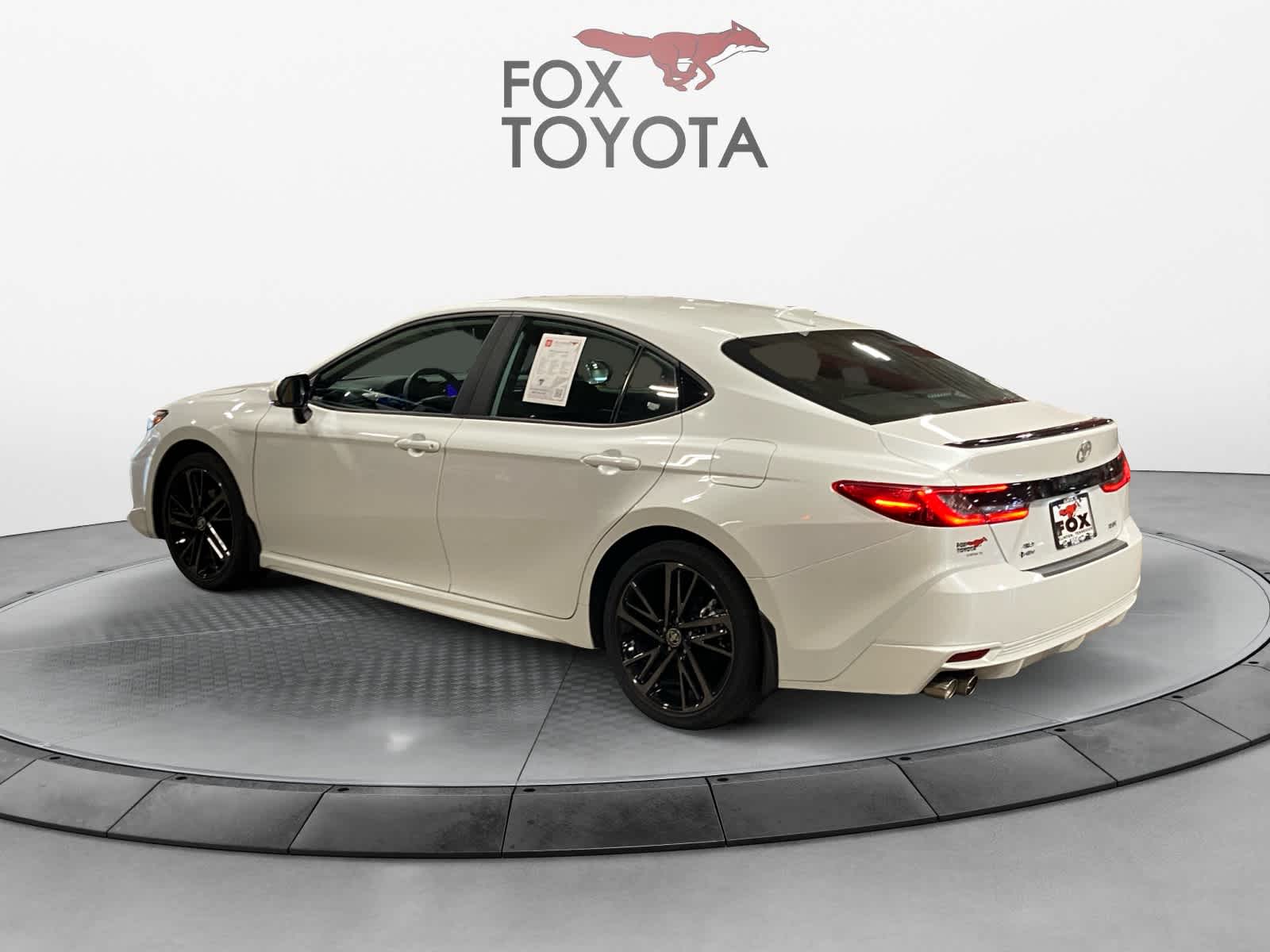 2025 Toyota Camry XSE 4