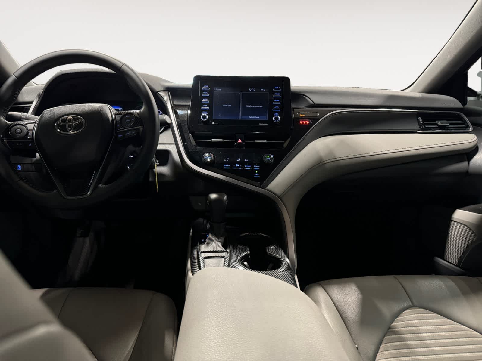 2021 Toyota Camry SE 12