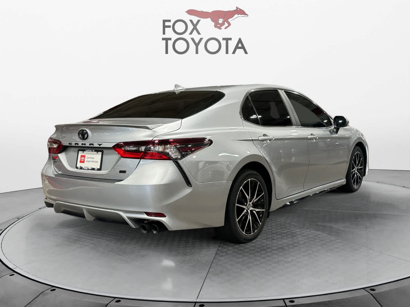 2023 Toyota Camry SE 6