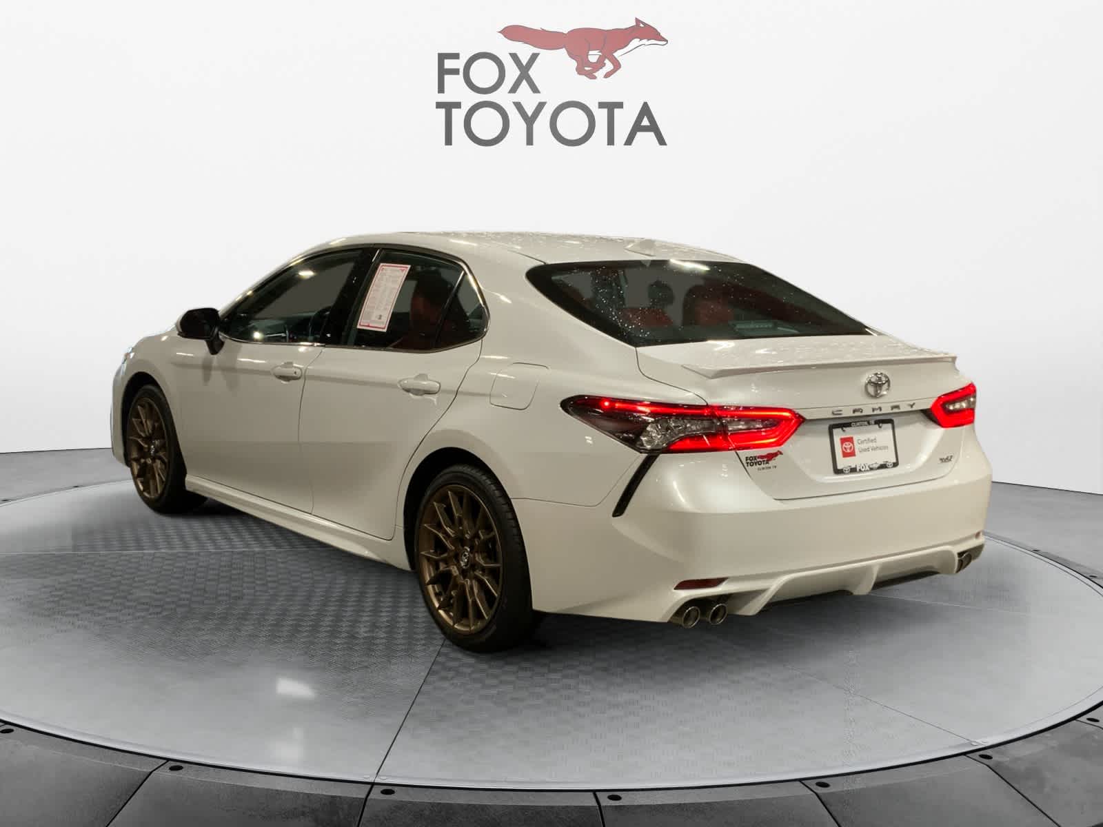 2022 Toyota Camry XSE 4